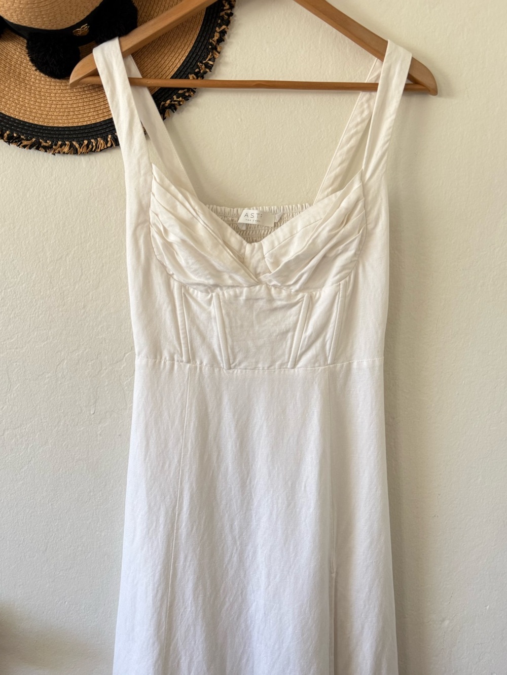 ASTR Estella Corset White Linen Blend Sleeveless Midi Dress Size Medium Revolve - Picture 10 of 16